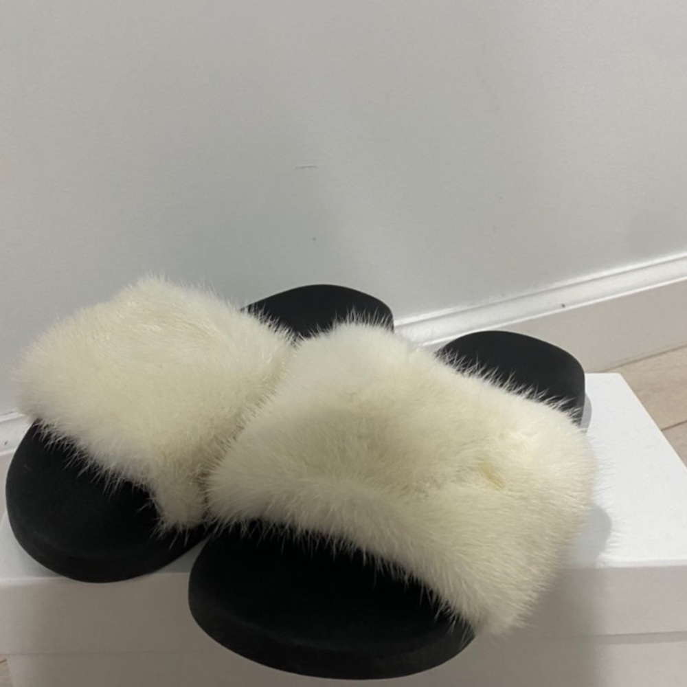 Moncler Slides